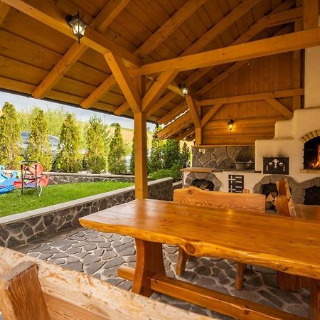 Wellness Drevenica Zuberec, 3 Apartmany, 2 Studia, Tatranske Stity Z Terasy Luaran gambar