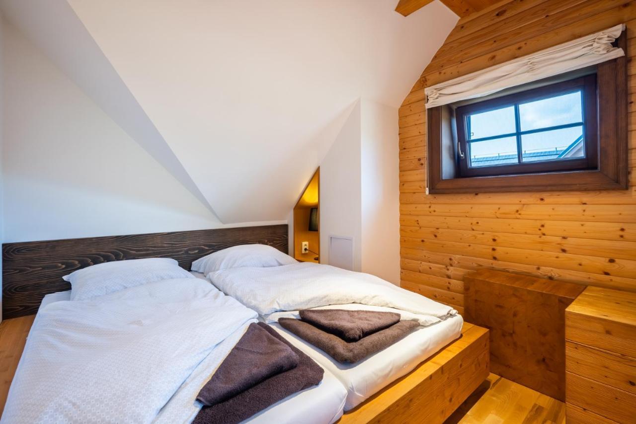 Wellness Drevenica Zuberec, 3 Apartmany, 2 Studia, Tatranske Stity Z Terasy Luaran gambar