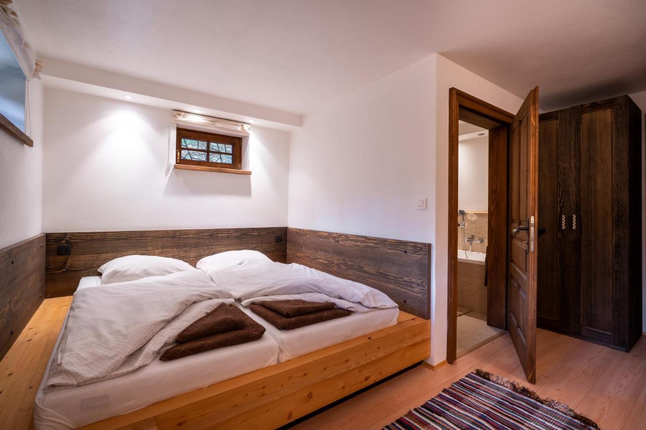 Wellness Drevenica Zuberec, 3 Apartmany, 2 Studia, Tatranske Stity Z Terasy Luaran gambar