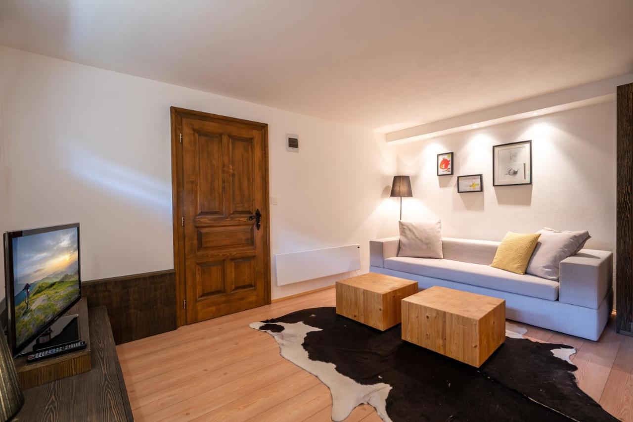Wellness Drevenica Zuberec, 3 Apartmany, 2 Studia, Tatranske Stity Z Terasy Luaran gambar