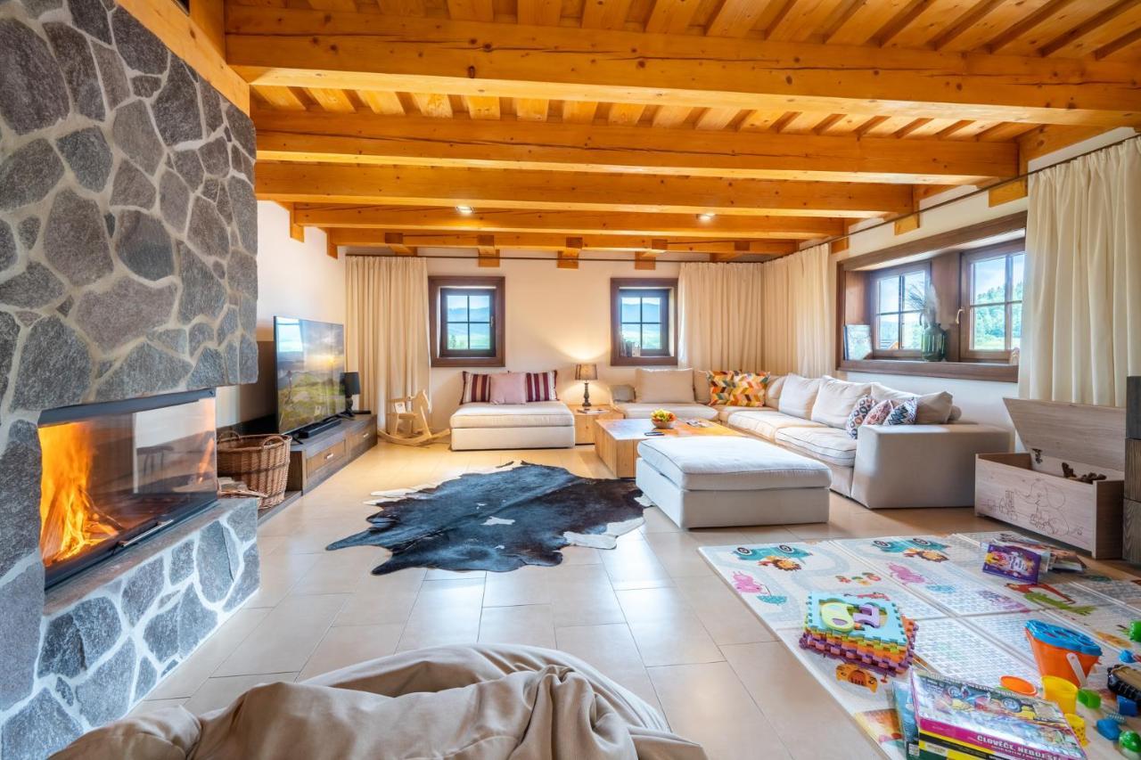 Wellness Drevenica Zuberec, 3 Apartmany, 2 Studia, Tatranske Stity Z Terasy Luaran gambar